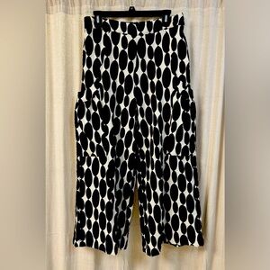 Stylish Black and White Patterned Women's Pants